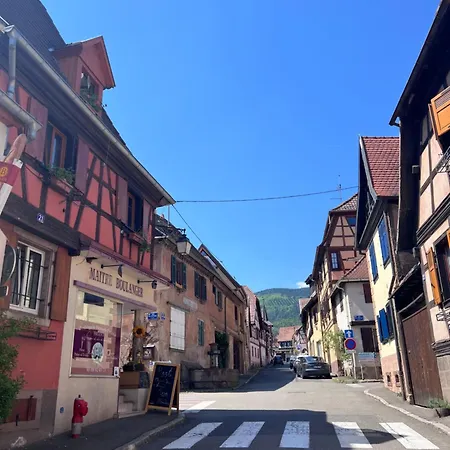 Charme Et Confort Au Coeur Des Remparts - Duplex *